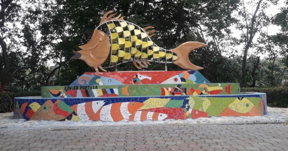 Fuente Pez Malecon del Salado Obra Publica Xavier Portilla